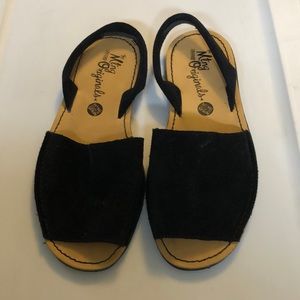 Mtng Originals Black Leather Sandals, Size 9 (39)